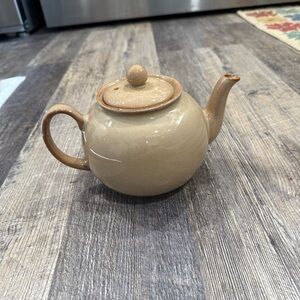 Elegant Vintage Tan Ceramic Teapot. Made in England